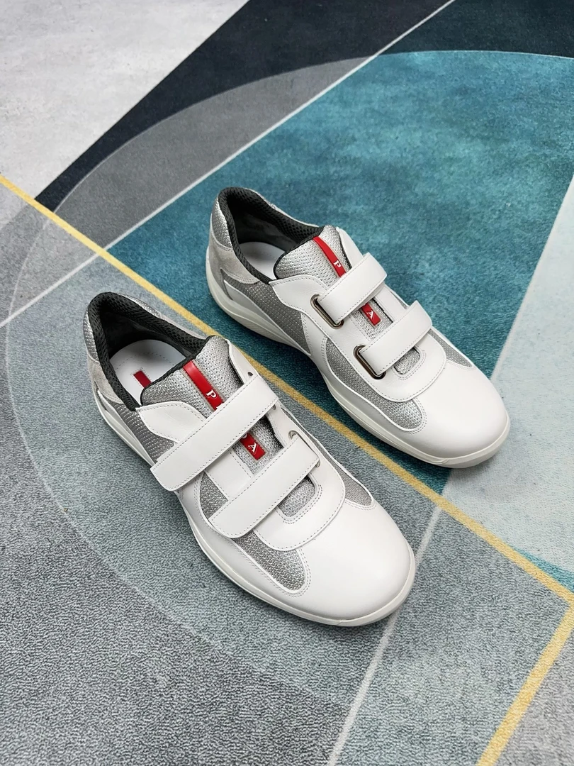 未使用 Prada/普拉达 男士时尚休闲鞋PX270