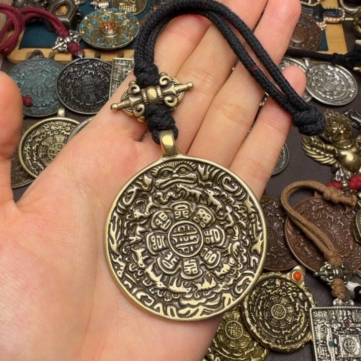 藏传文玩九宫如图