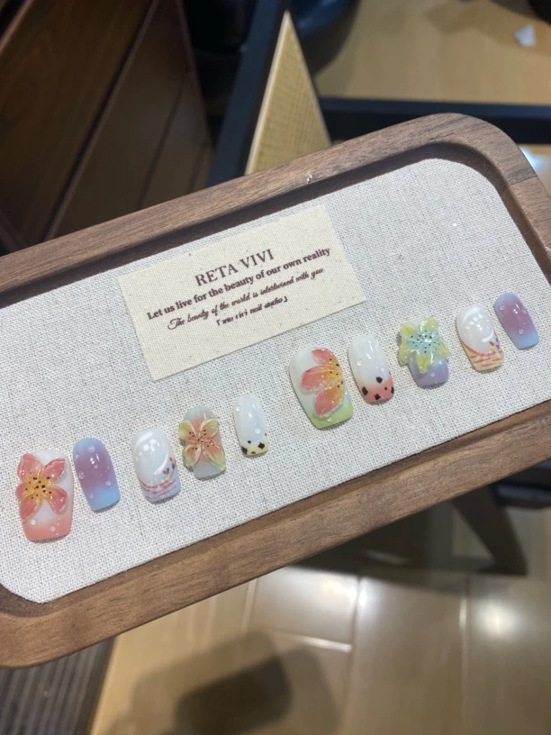 知禾 云梦泽 夏日多巴胺彩色冰花雕花彩绘纯手工穿戴甲短甲