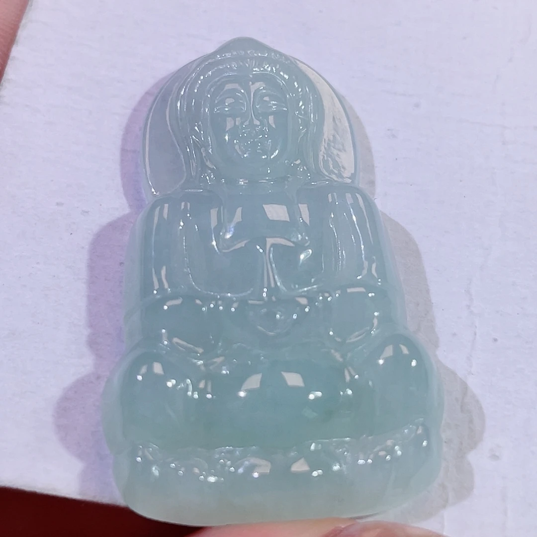 翡翠未镶嵌颈饰观音