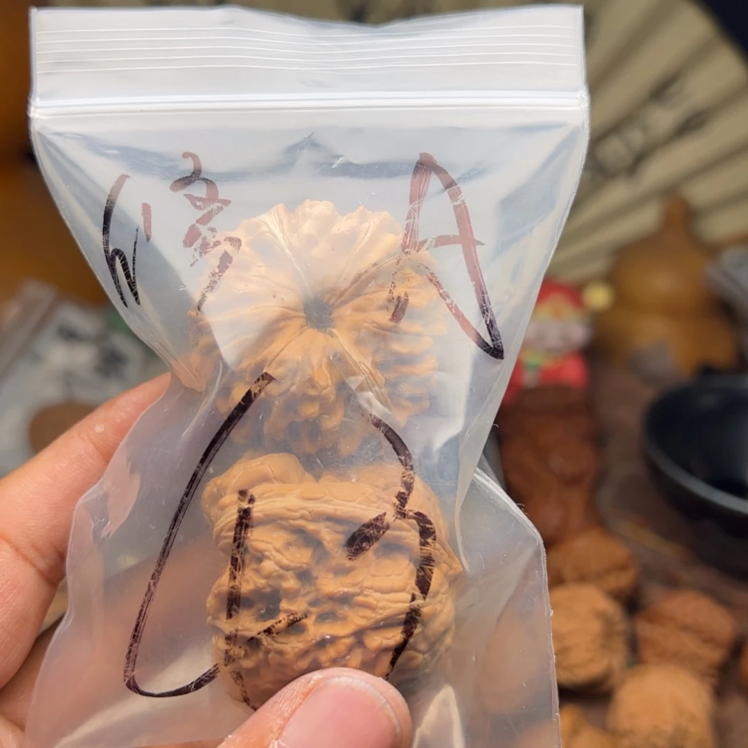 文玩核桃把件今天