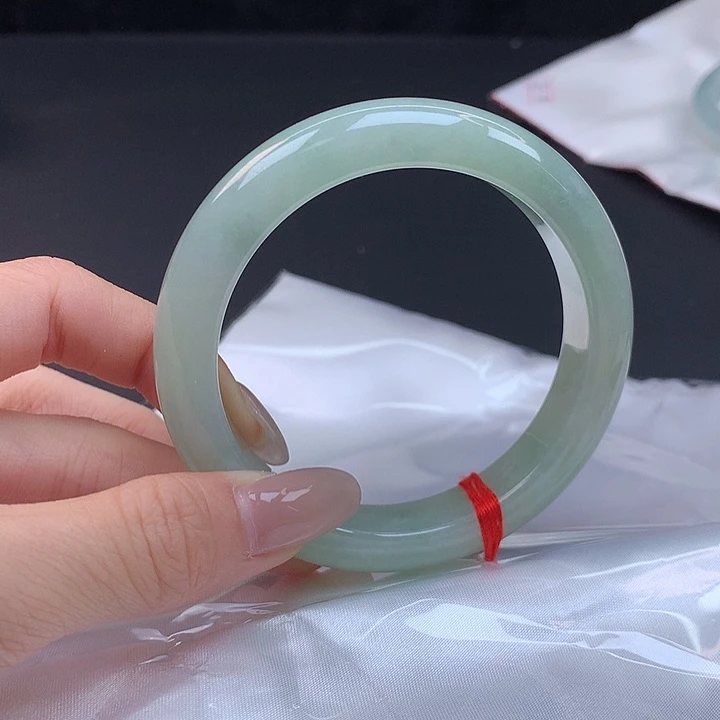 翡翠未镶嵌手镯58