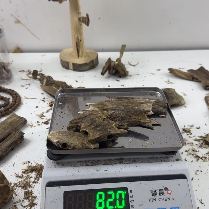 沉香沉香碎屑绿绮楠沉香82克