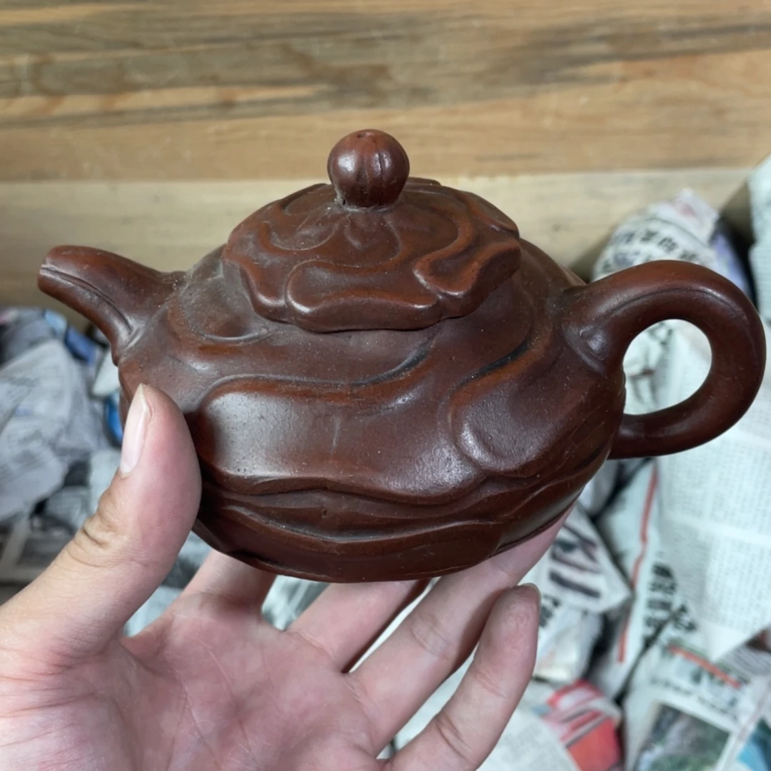 茶壶紫砂老厂紫砂壶一件。