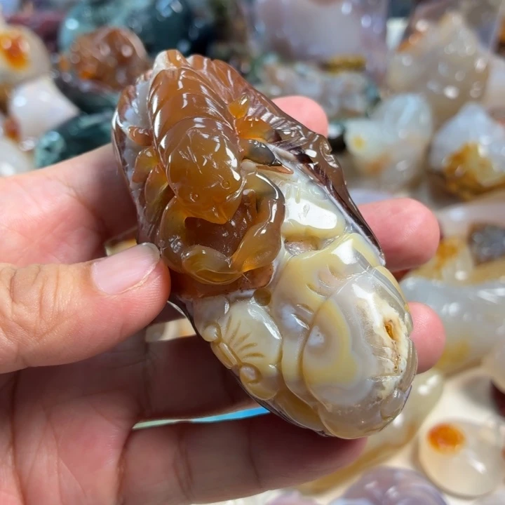 小***登玛瑙/玉髓未镶嵌吊坠(不含链)