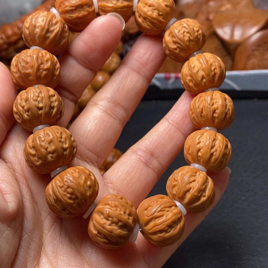 吊坠猴头核桃猴头