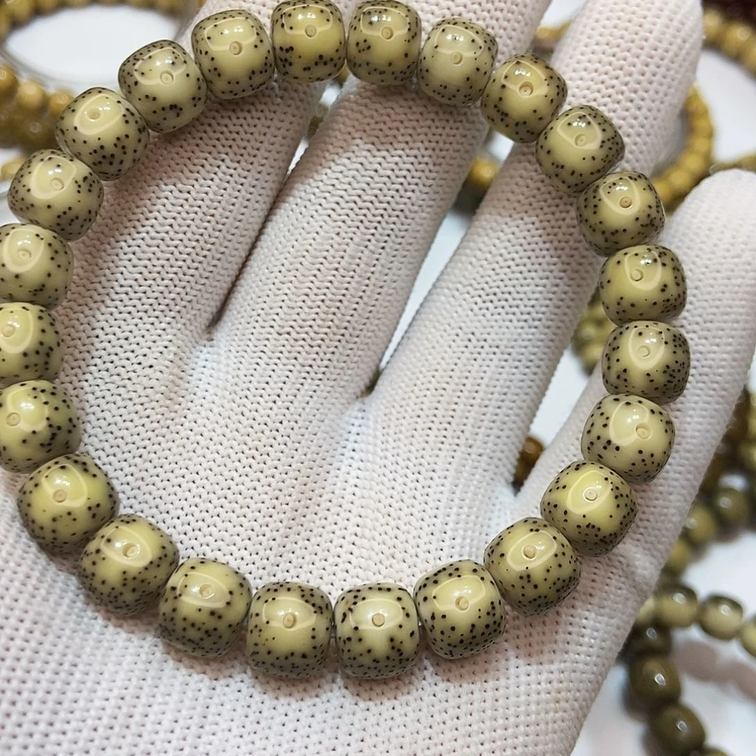 吊坠星月菩提原生态