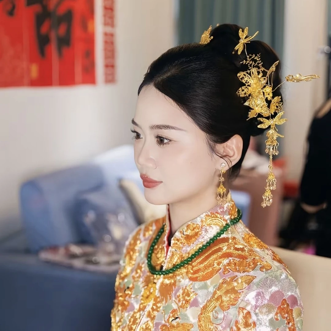 Z8159新款纯金色复古蜻蜓铃兰花流苏新中式旗袍马面裙新娘头饰