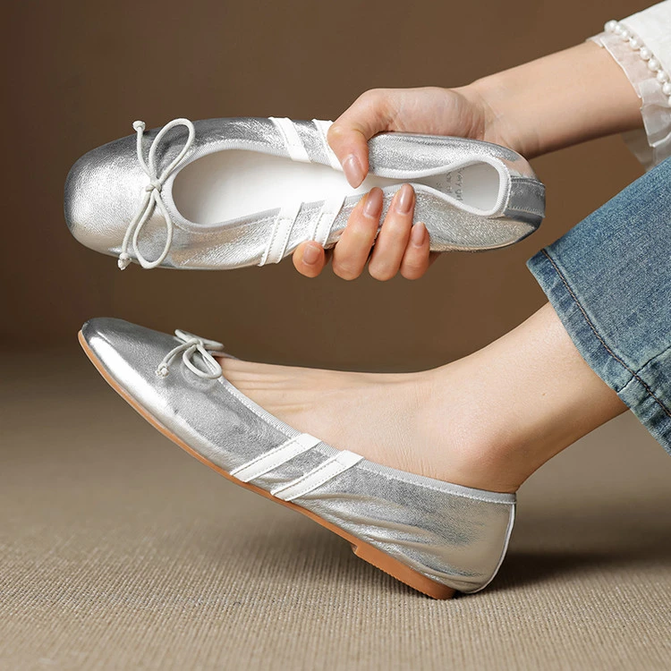 轻奢鞋子软底平跟牛皮复古瓢鞋女夏季新款韩版百搭透气奶奶鞋