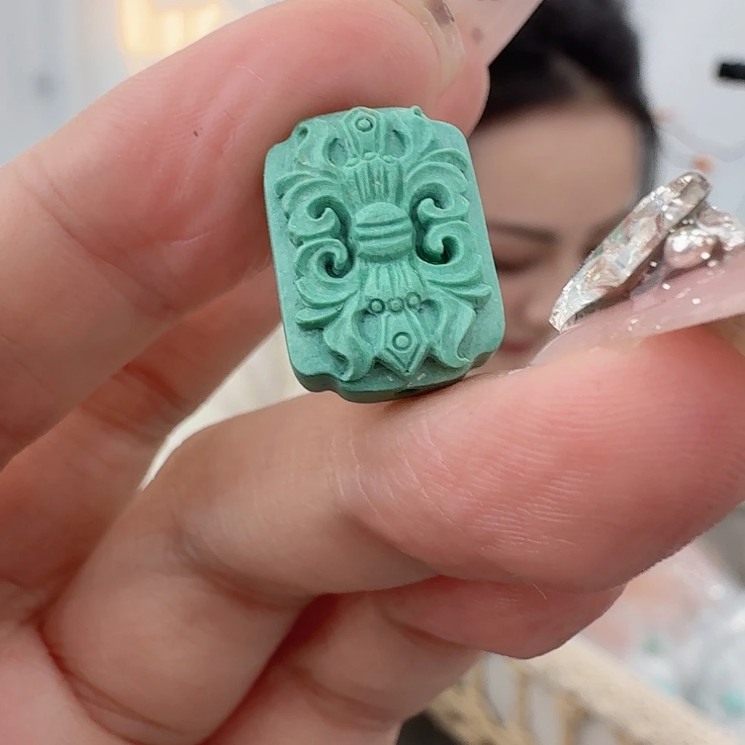 绿松石未镶嵌珠宝半成品