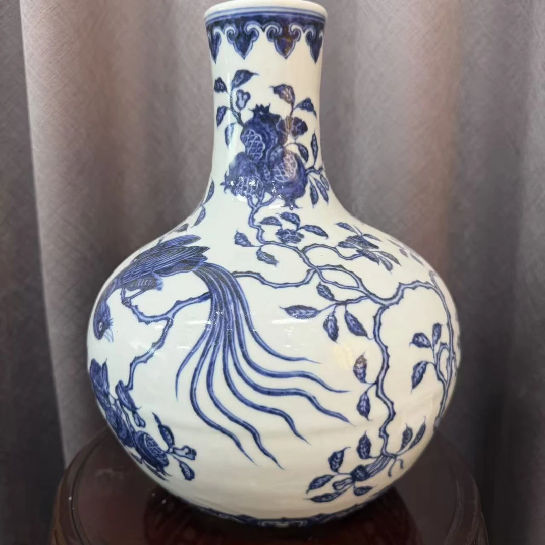 景德镇/陶瓷青花花鸟天球瓶（一比一复刻）