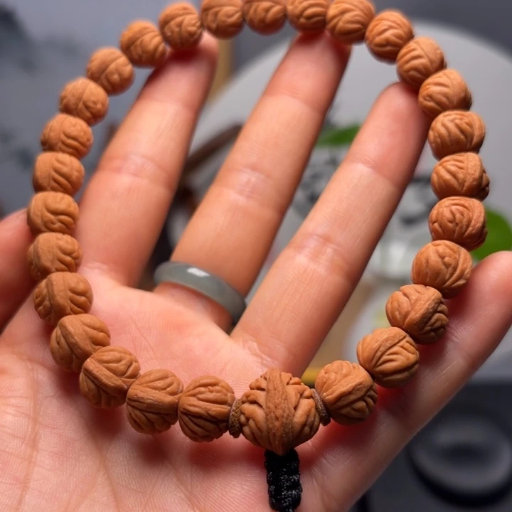 m***逩桃核吊坠小金豆11无修款