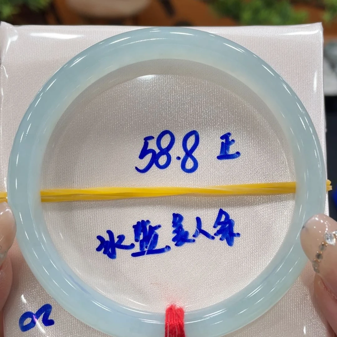 未镶嵌手镯翡翠缅甸翡翠手镯
