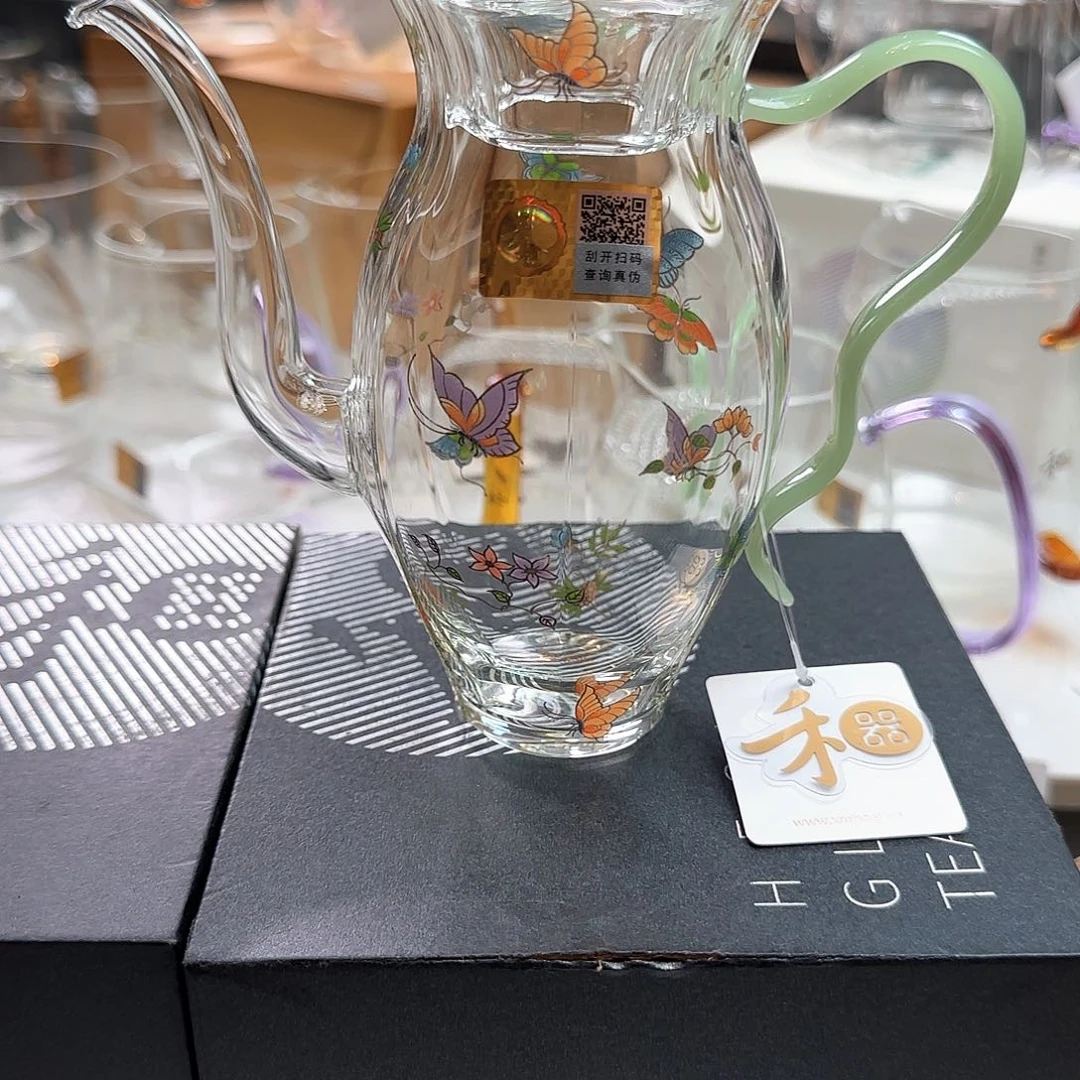 蝶恋花花容壶浅玉色