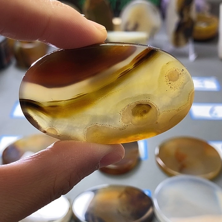 玛瑙/玉髓未镶嵌珠宝半成品72