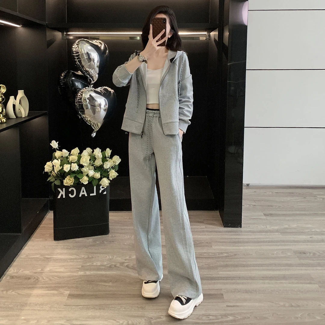 韩版时尚休闲运动套装女春秋2025新款显瘦连帽卫衣外套长裤两件套