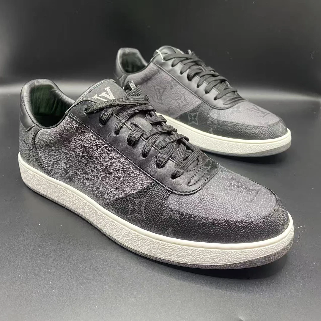 95新 LouisVuitton/路易威登 【AO特惠】41欧码 黑灰老花板鞋wt204