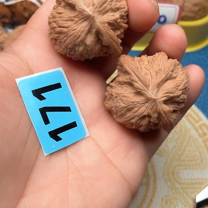 把件文玩核桃核桃