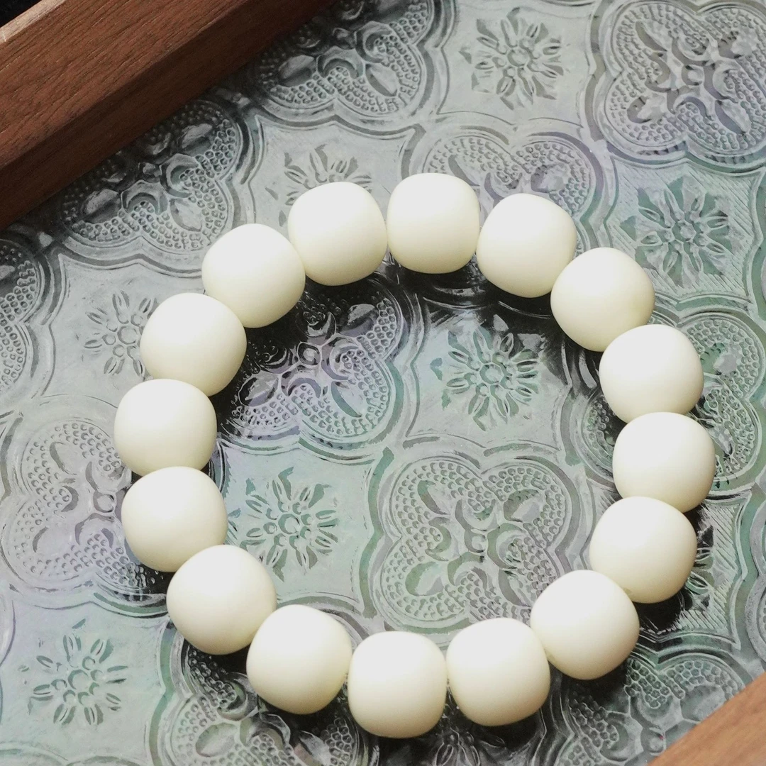 天然高瓷白老料菩提根12*13mm单圈手串