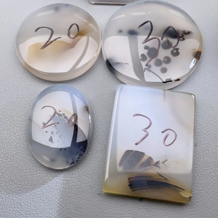 玛瑙/玉髓颈饰未镶嵌用****6