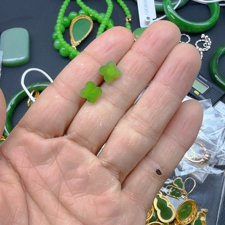 和田玉（碧玉）耳饰银S925镀金镶嵌