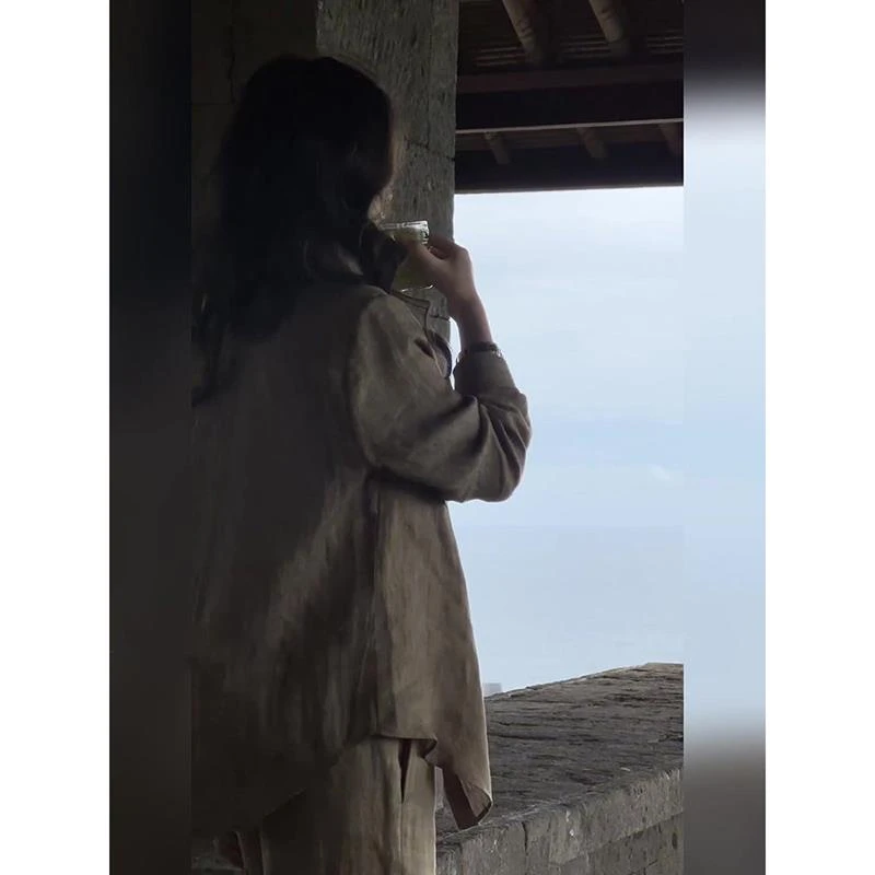 2025年春季盐系轻熟极简通勤老钱风宽松16170高个马丁靴女款套装