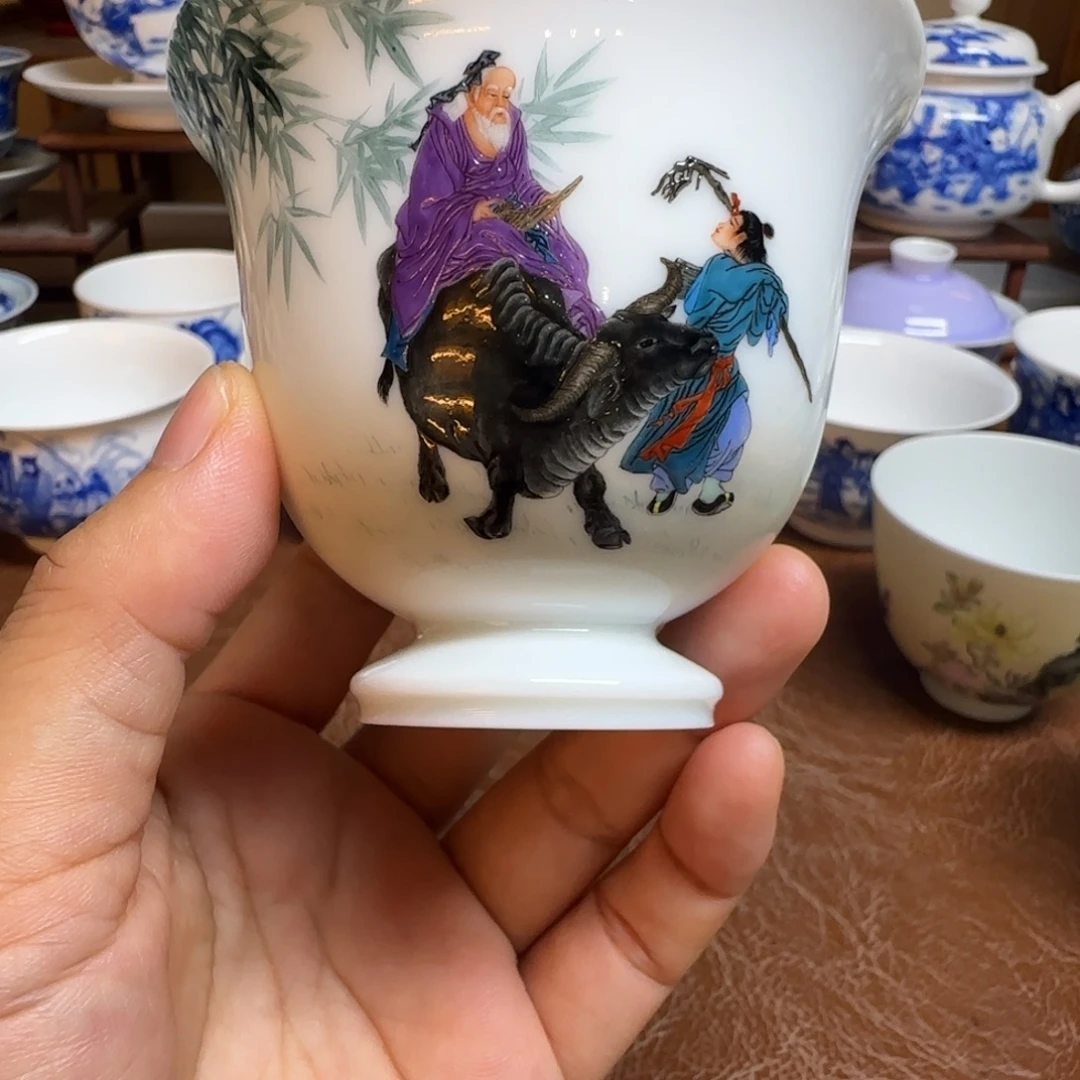 今天晚上的月亮很美