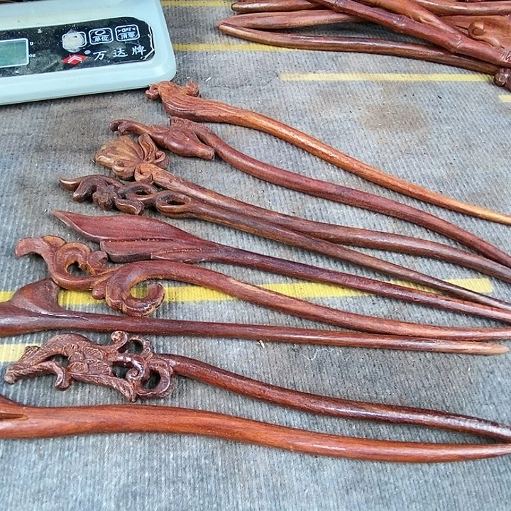 染料紫檀（血檀）鲁*禾072