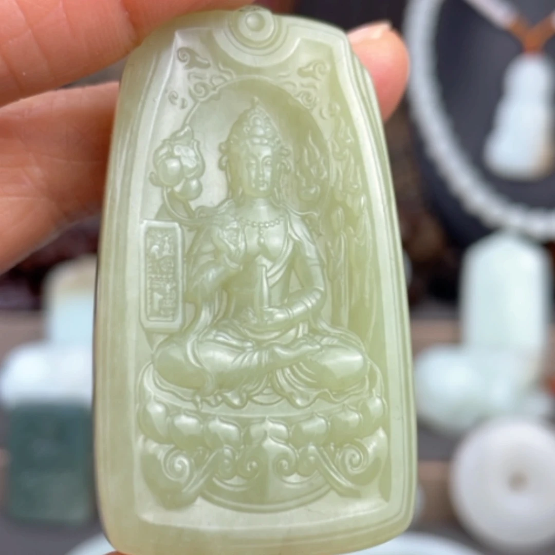 【闪购商品】颈饰未镶嵌和田玉