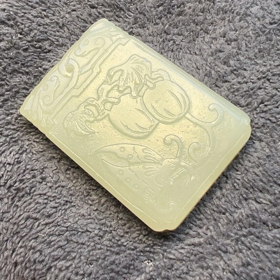 常***袁和田玉未镶嵌挂件