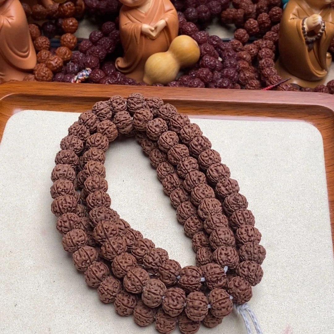 M***r金刚菩提吊坠凹底梅花108卡10