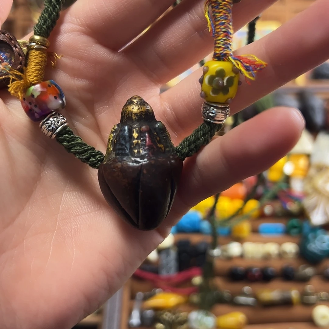 吊坠牛骨娘拉擦擦锁骨链