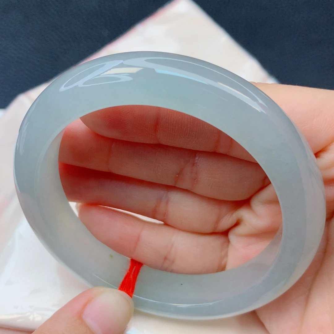 翡翠未镶嵌手镯57-58冰种起胶光满圈晴水 带双眼皮