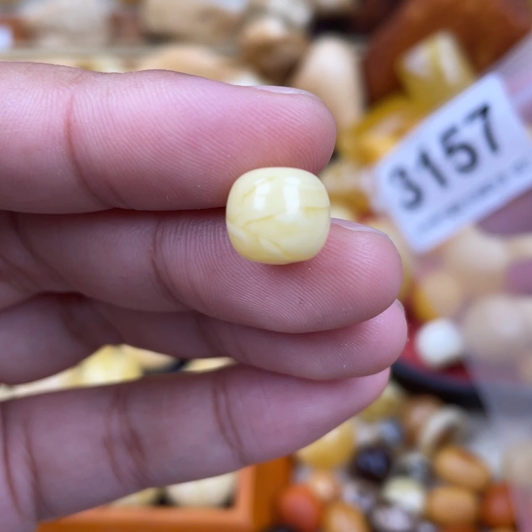 未镶嵌蜜蜡珠宝奇石10.5