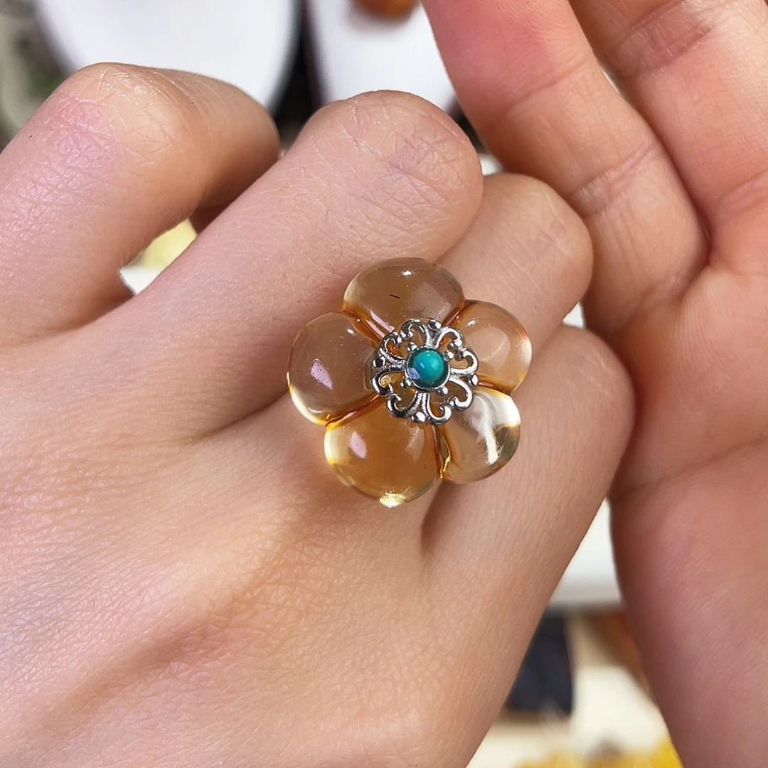 琥珀珠宝奇石未镶嵌，