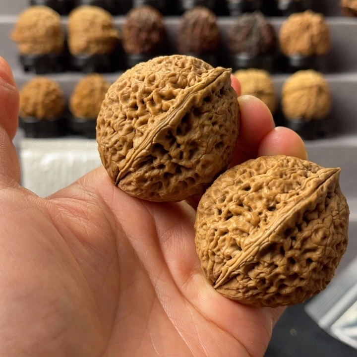 文玩核桃把件5-04