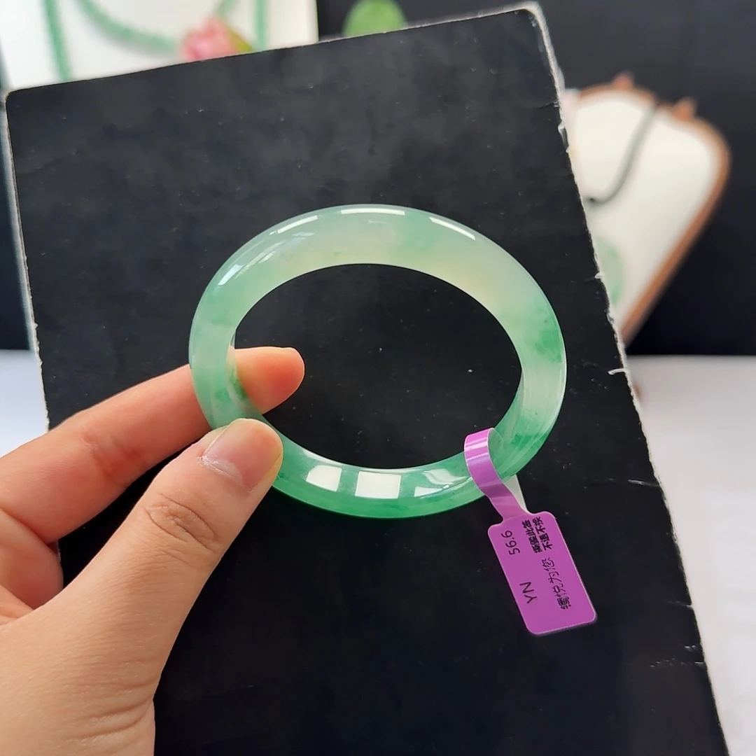 石英质玉合金手镯