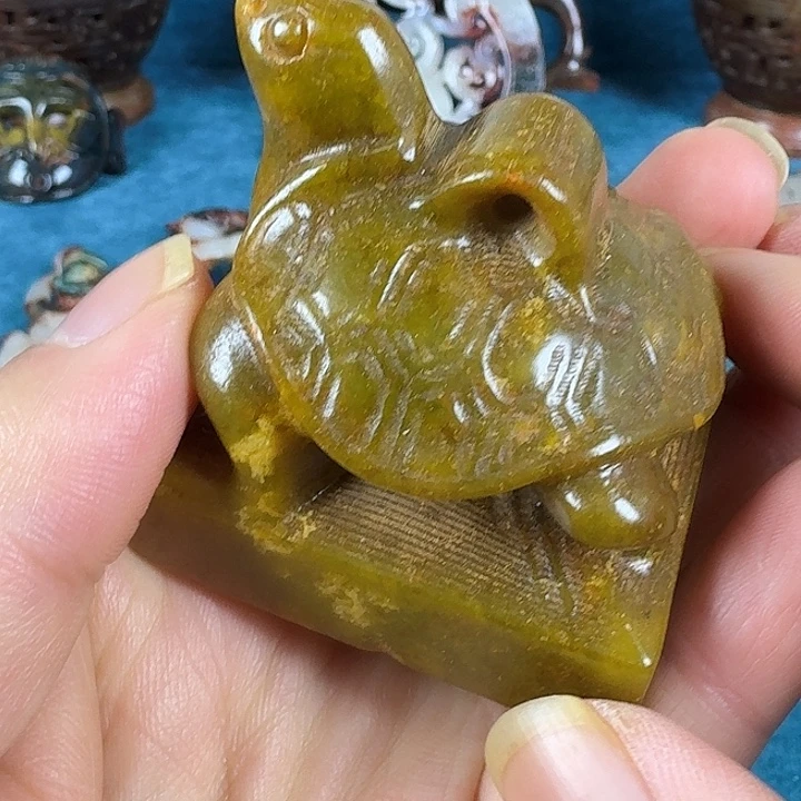 和田玉（糖玉）未镶嵌挂件