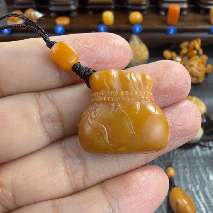 愚***人田黄石田黄石挂件