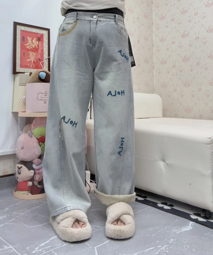 Yi+2025新款加绒水洗牛仔刺绣老爹裤显瘦休闲百搭