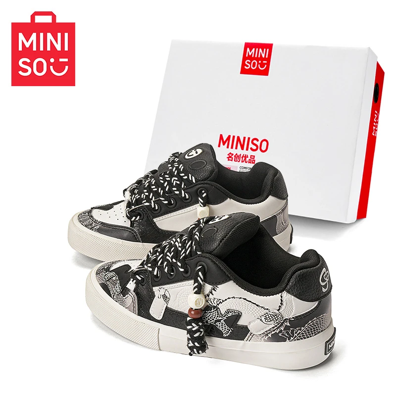名创优品2025春季新款面包鞋情侣百搭潮流小众涂鸦设计休闲滑板鞋