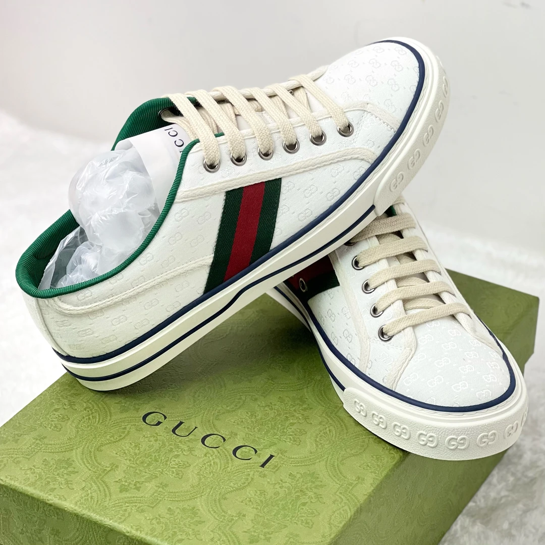 全新未使用 GUCCI/古驰  古驰1977白色牛仔帆布低帮板鞋