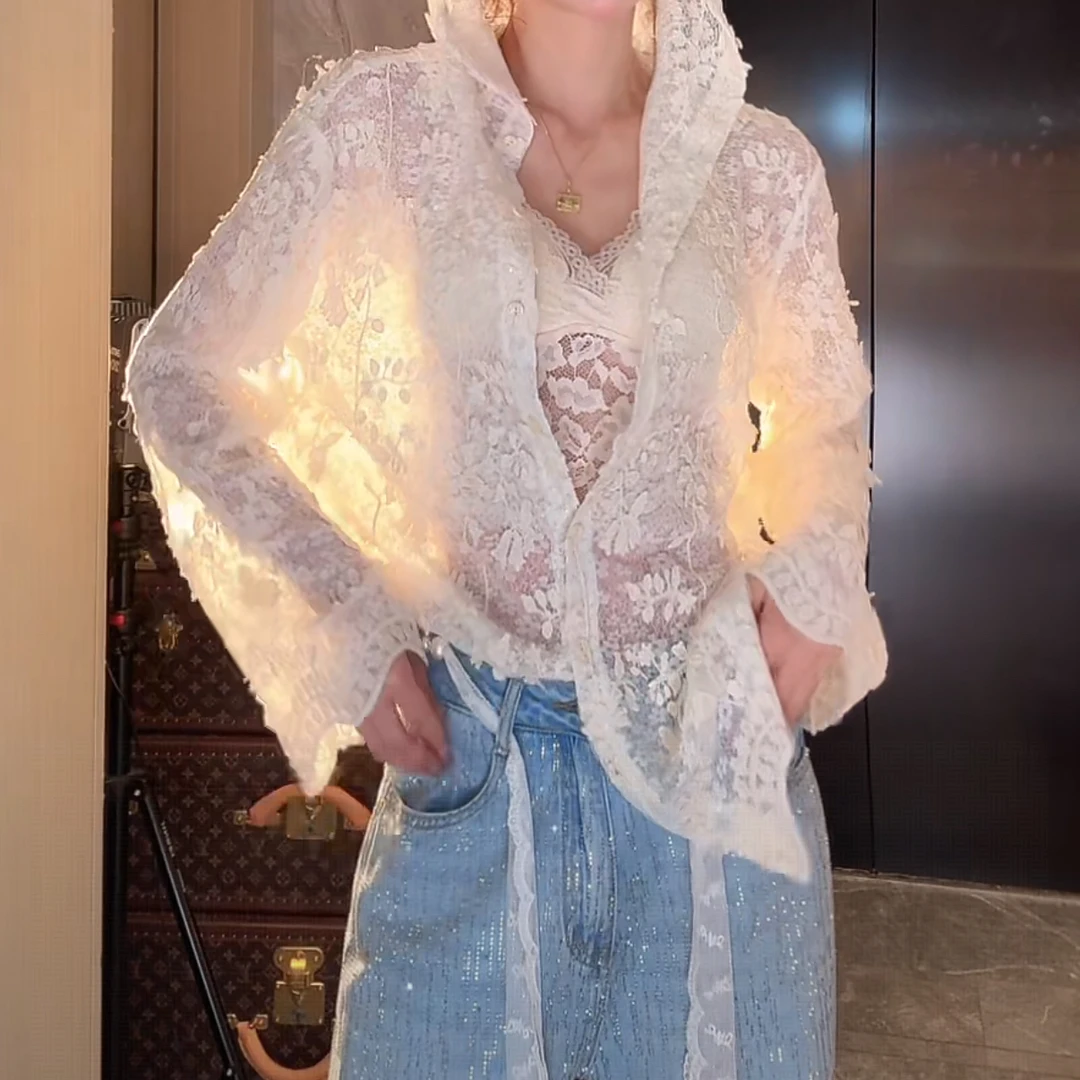 设计感春秋季法式蕾丝镂空时尚百搭上衣外套2025休闲长袖外套