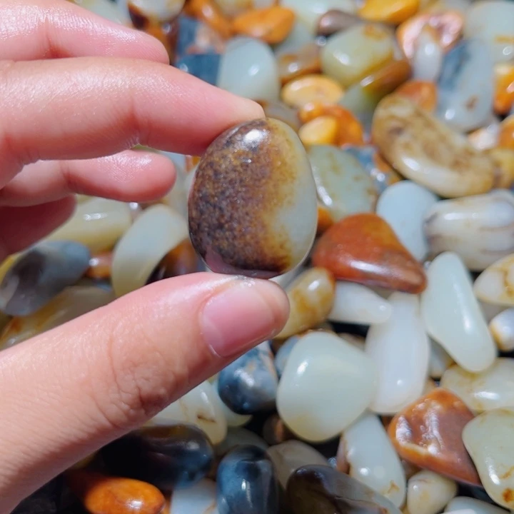 颈饰未镶嵌和田玉13.6克