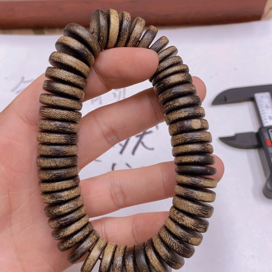 沉香沉香香囊虫漏