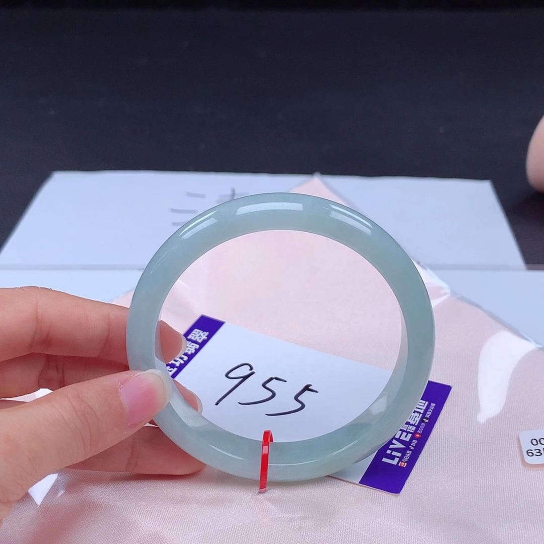 翡翠手镯未镶嵌63圈000376