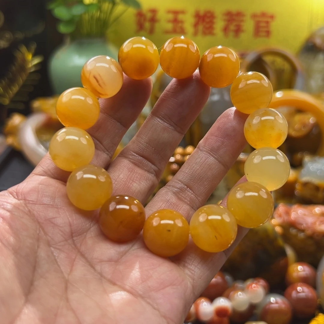 石英质玉未镶嵌颈饰