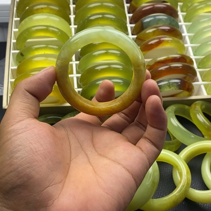 合金蛇纹石玉手镯52