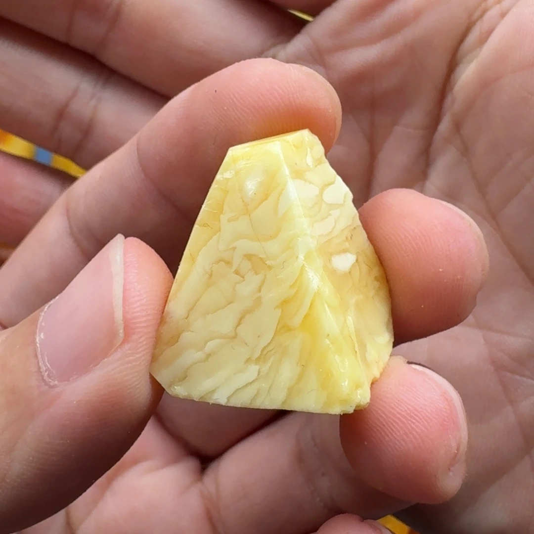 尐***人定制琥珀未镶嵌琥珀蜜蜡定制