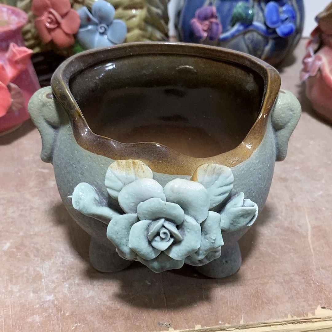 摆件陶盆有孔 瑕疵介意勿拍